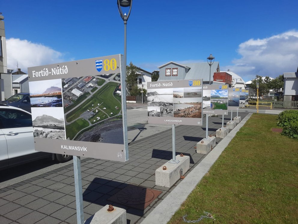 Ný sýning á Akratorgi