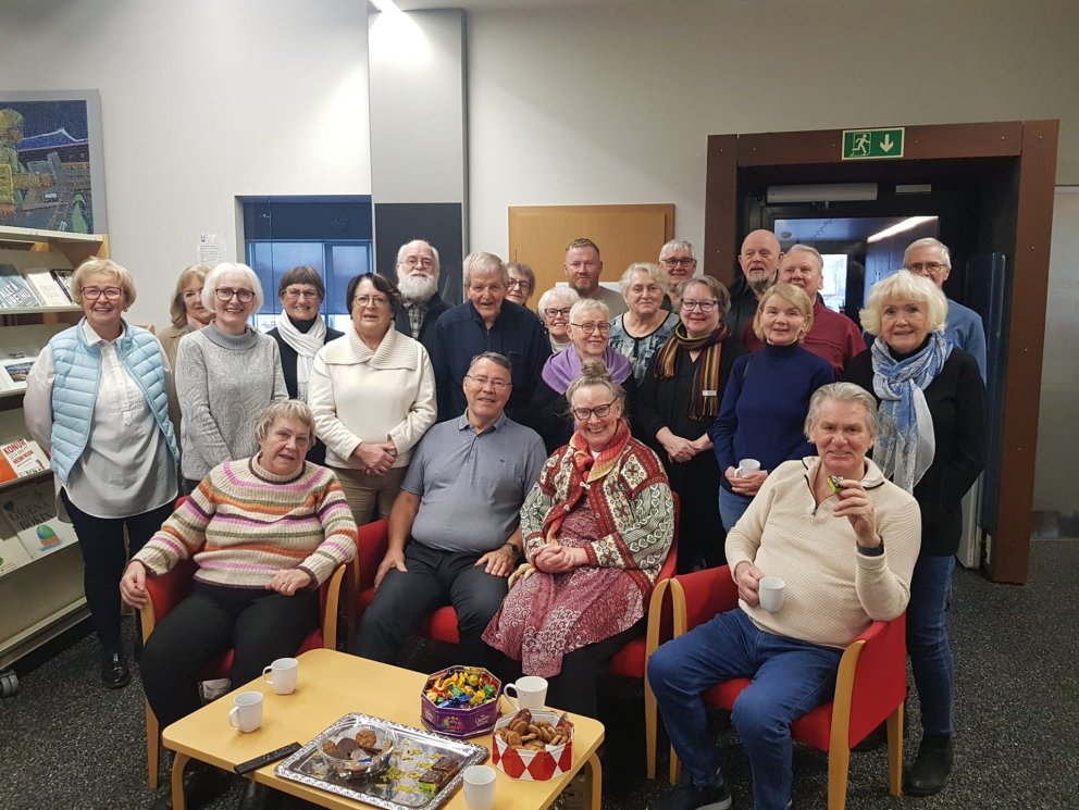 Hress og kátur hópur á ljósmyndafundi veturinn 2024.