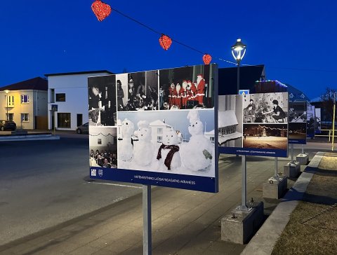 Hátíðarsýning á Akratorgi