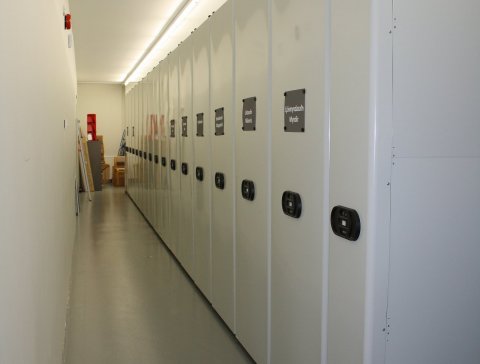 Lokað 23.-24. september